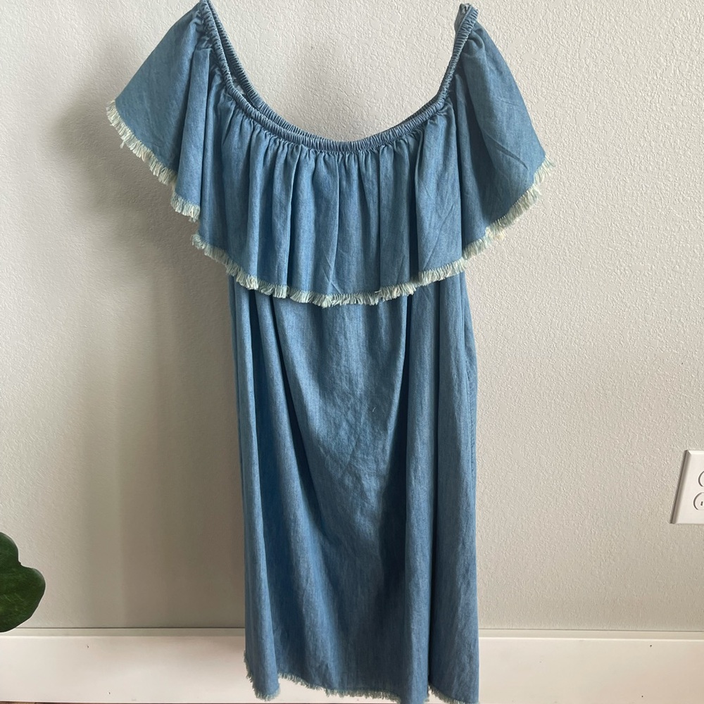 Mossimo Denim Dress off the shoulder, brand new never worn